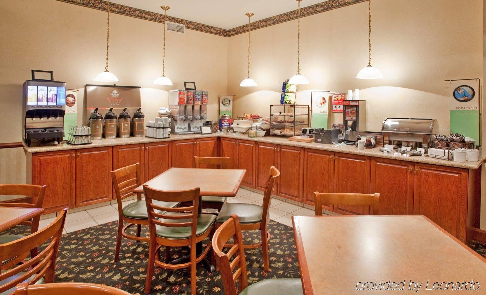 Country Inn & Suites By Radisson, St Charles Historic District Saint Charles Εξωτερικό φωτογραφία